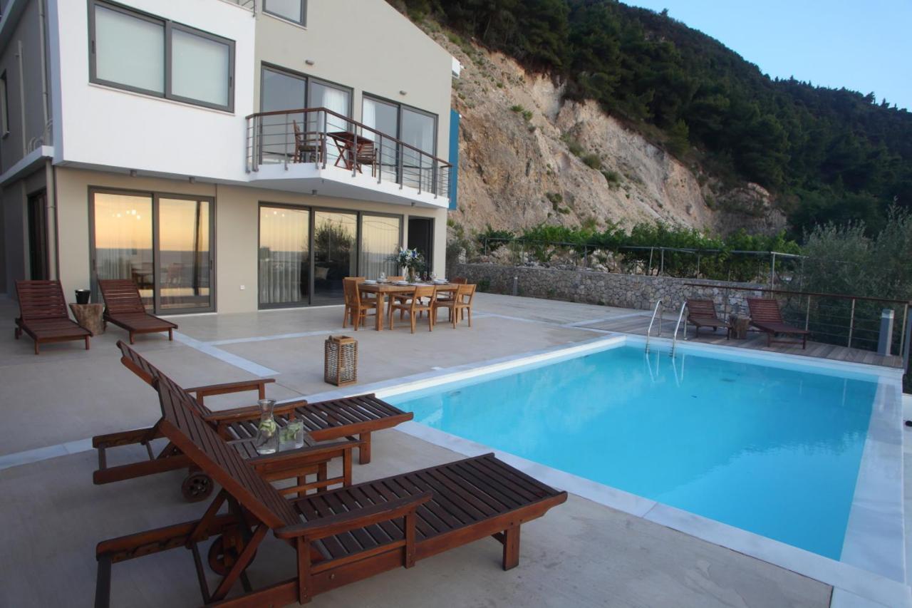 Capro - Milos Bay Villas Áyios Nikítas Exterior foto