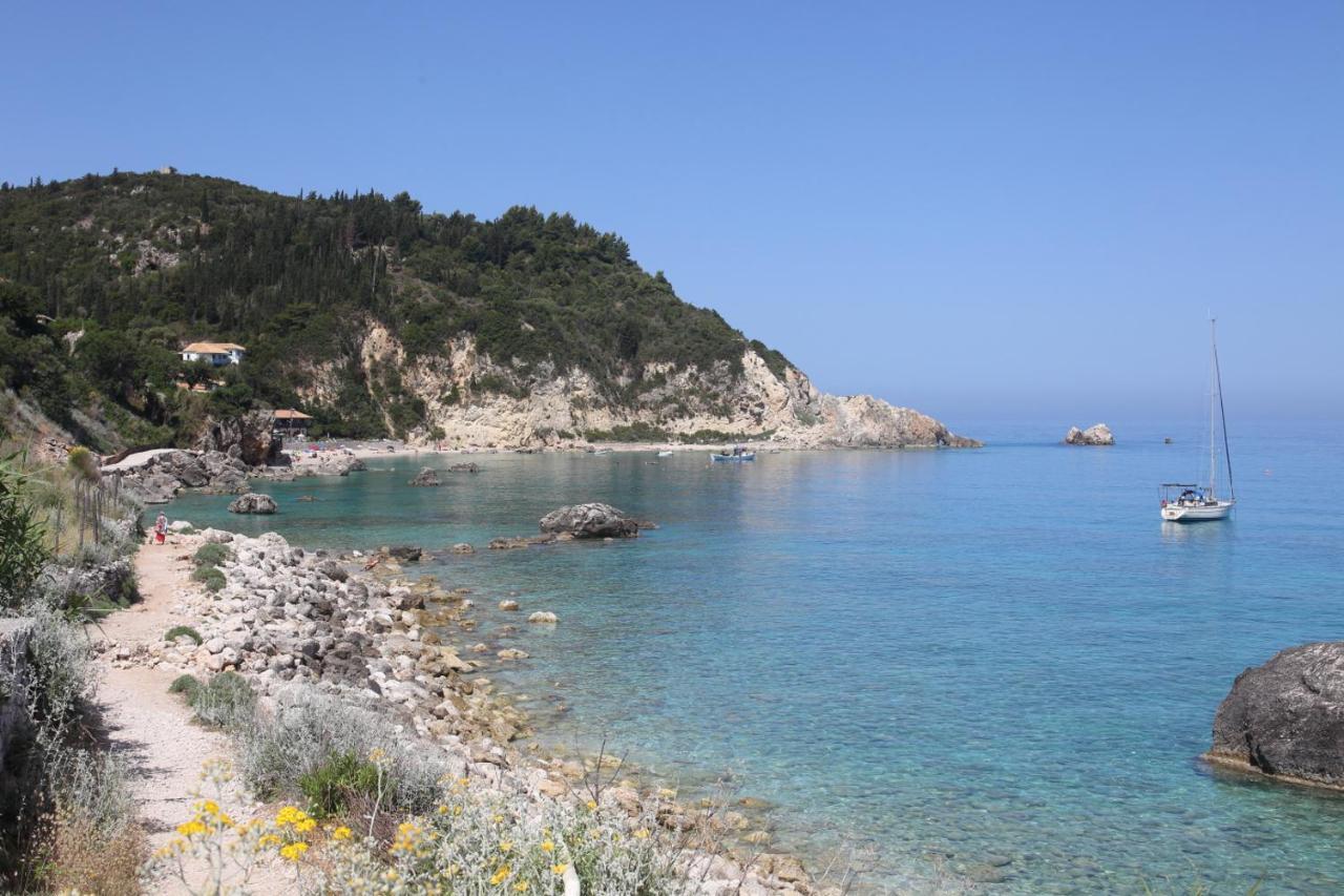 Capro - Milos Bay Villas Áyios Nikítas Exterior foto
