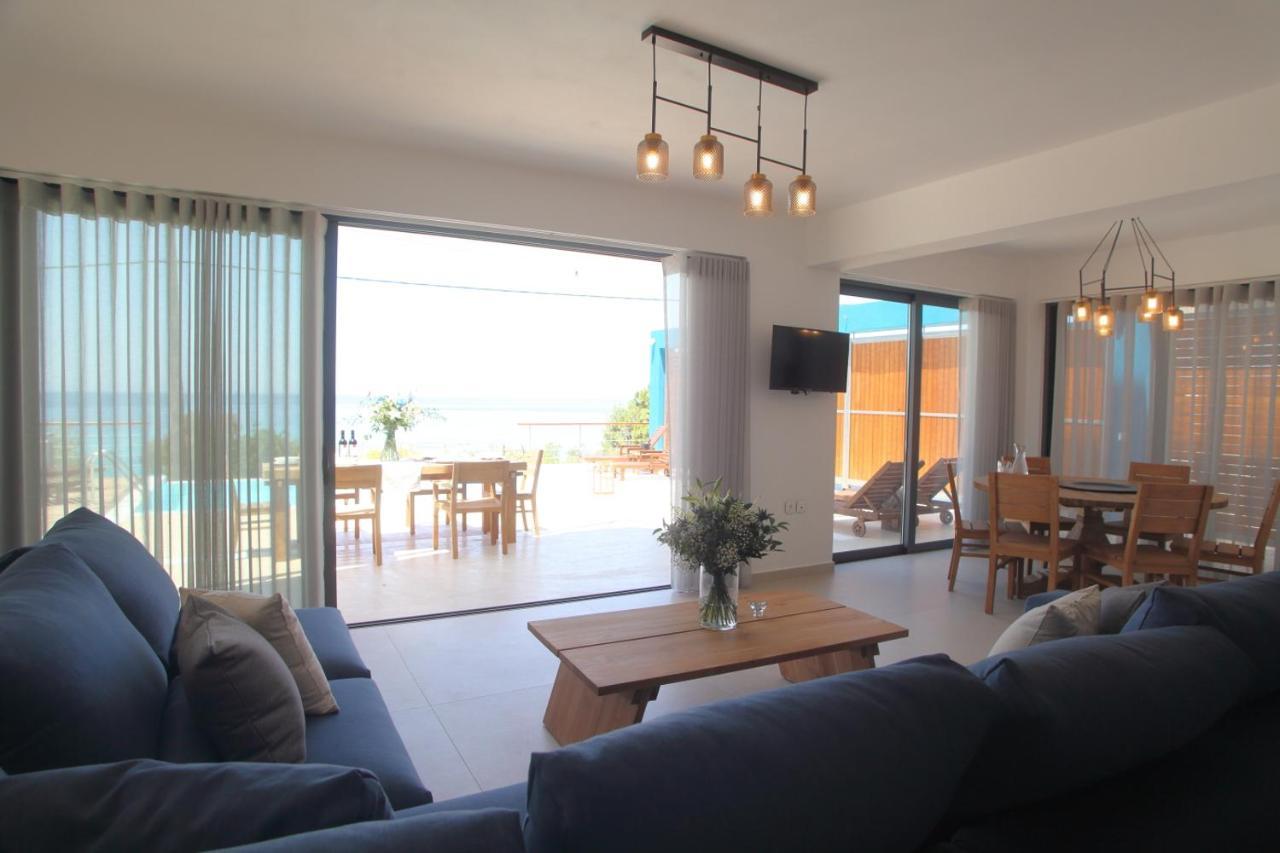 Capro - Milos Bay Villas Áyios Nikítas Exterior foto